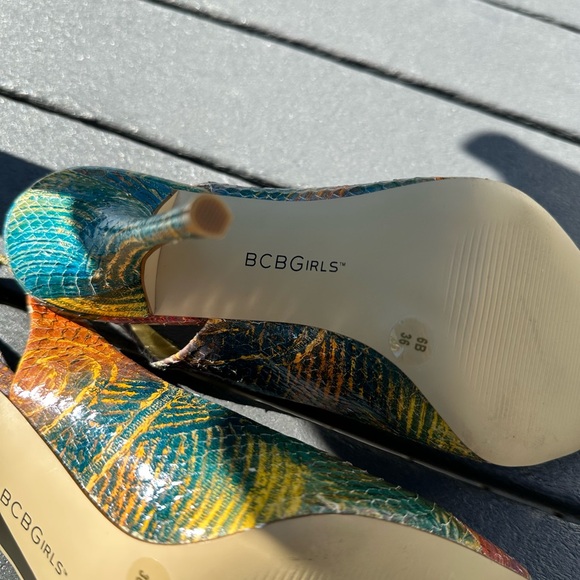 BCBG Colorful Heels - Picture 8 of 9